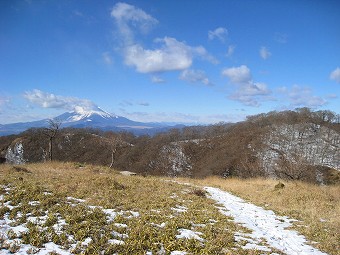 鍋割山稜と富士山