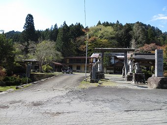 加蘇山神社　社務所